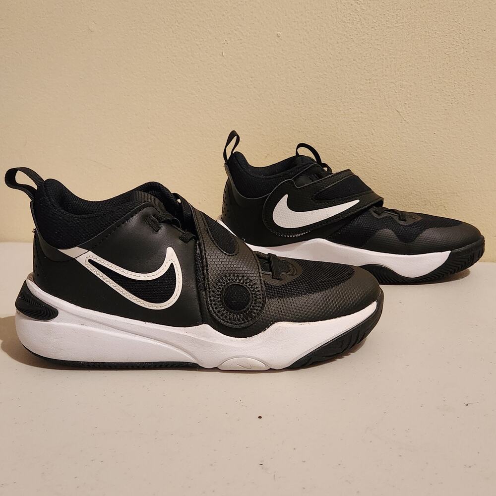 Nike Hustle D 11 Junior Boys Sz 5 Basketball Sneakers DV8996-002 Black & White - Picture 9 of 9